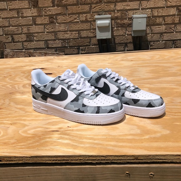 Custom Air Force 1 - Picture 2 of 5